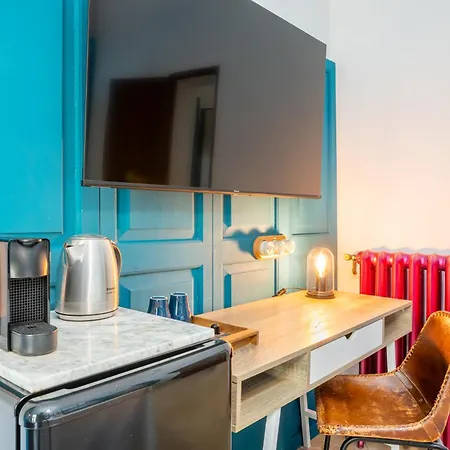 Couette-café Dog Admiral - Urban *